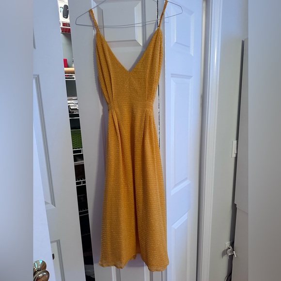 House of Harlow 1960 Ines Dress in Mustard (Revolve) - Picture 2 of 2